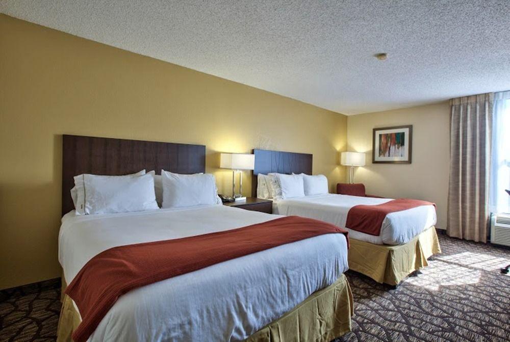 Holiday Inn Express Tallahassee By Ihg Bagian luar foto