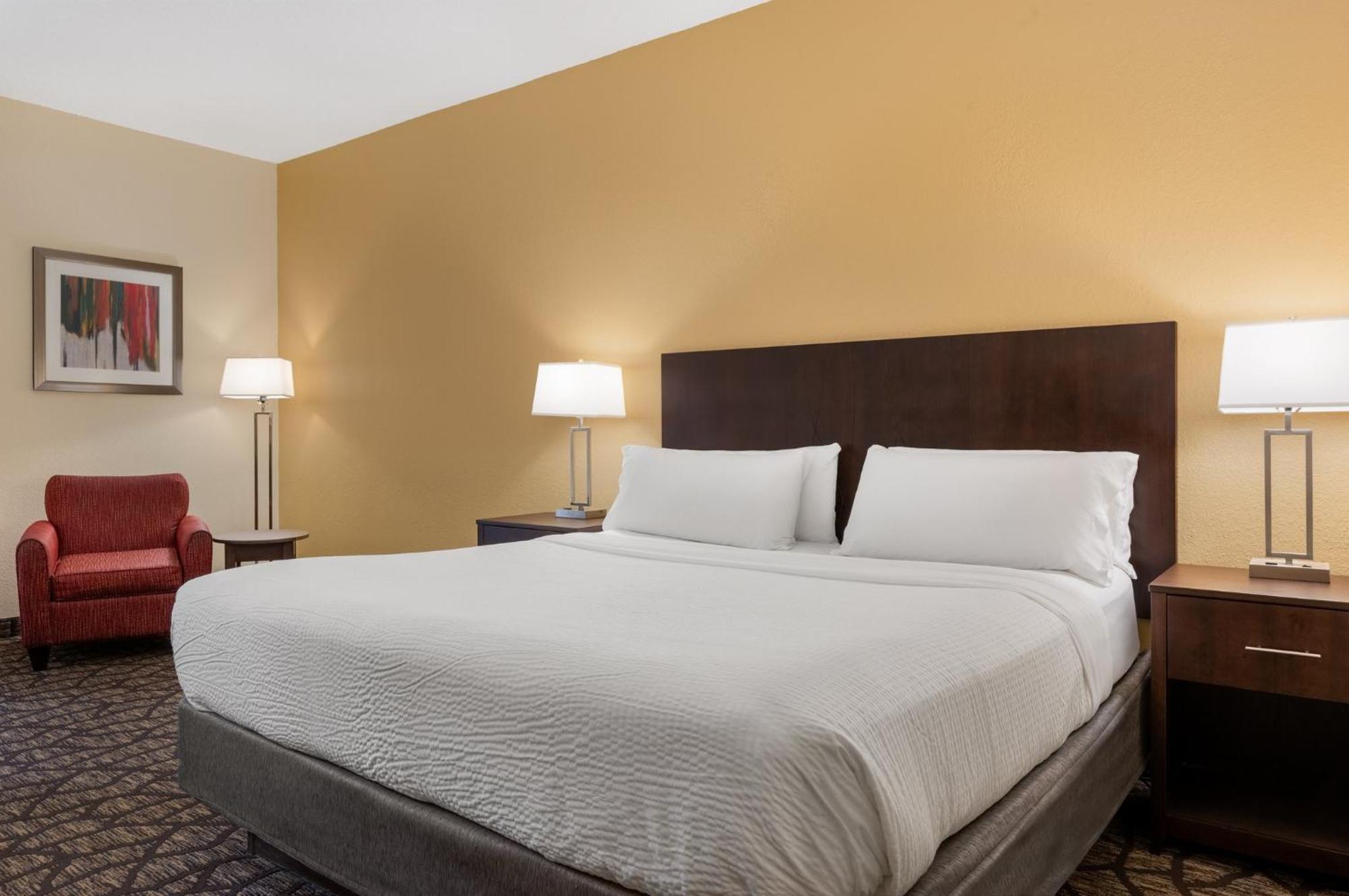 Holiday Inn Express Tallahassee By Ihg Bagian luar foto