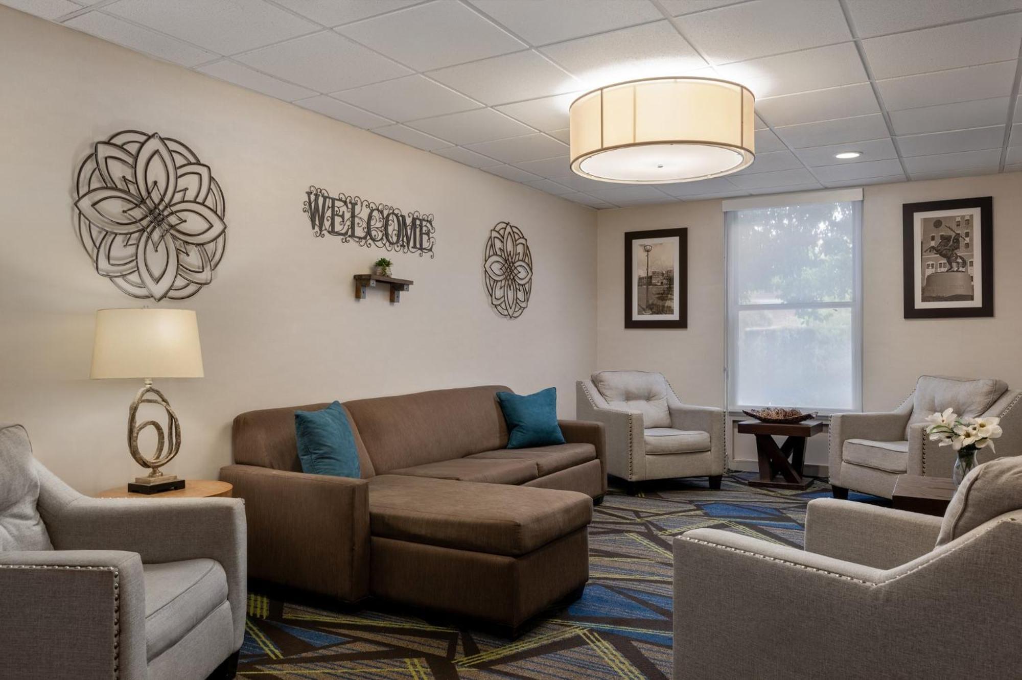Holiday Inn Express Tallahassee By Ihg Bagian luar foto