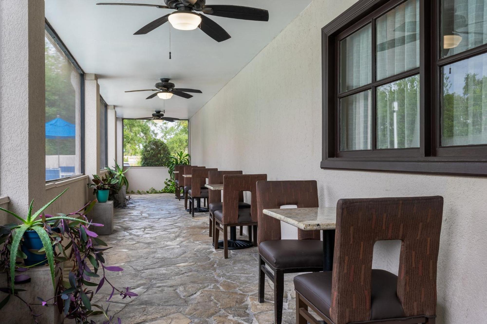 Holiday Inn Express Tallahassee By Ihg Bagian luar foto