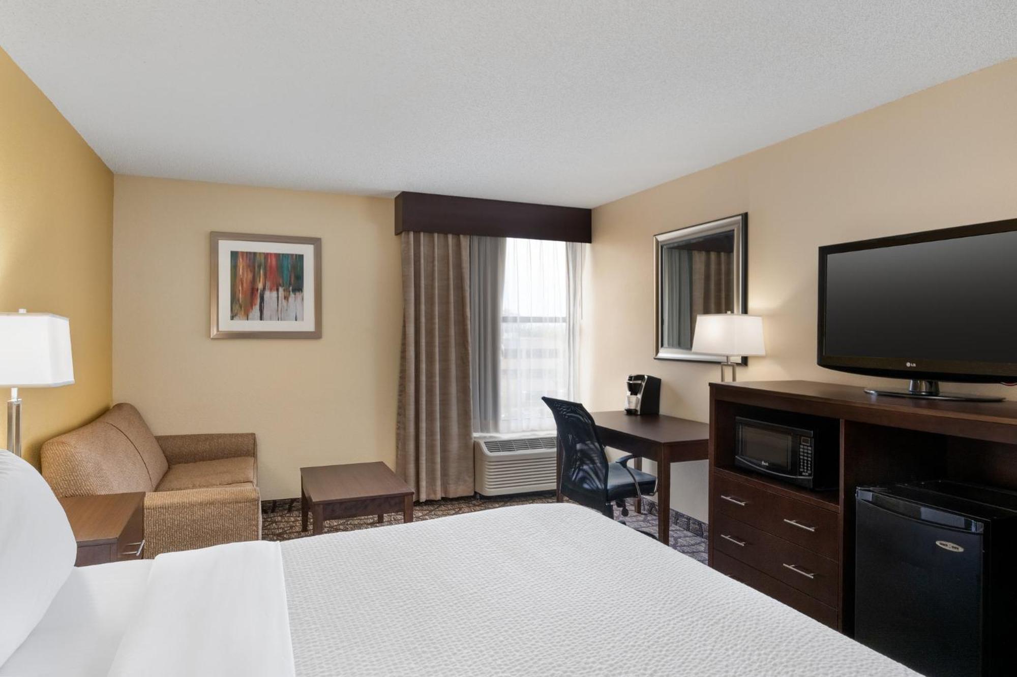 Holiday Inn Express Tallahassee By Ihg Bagian luar foto