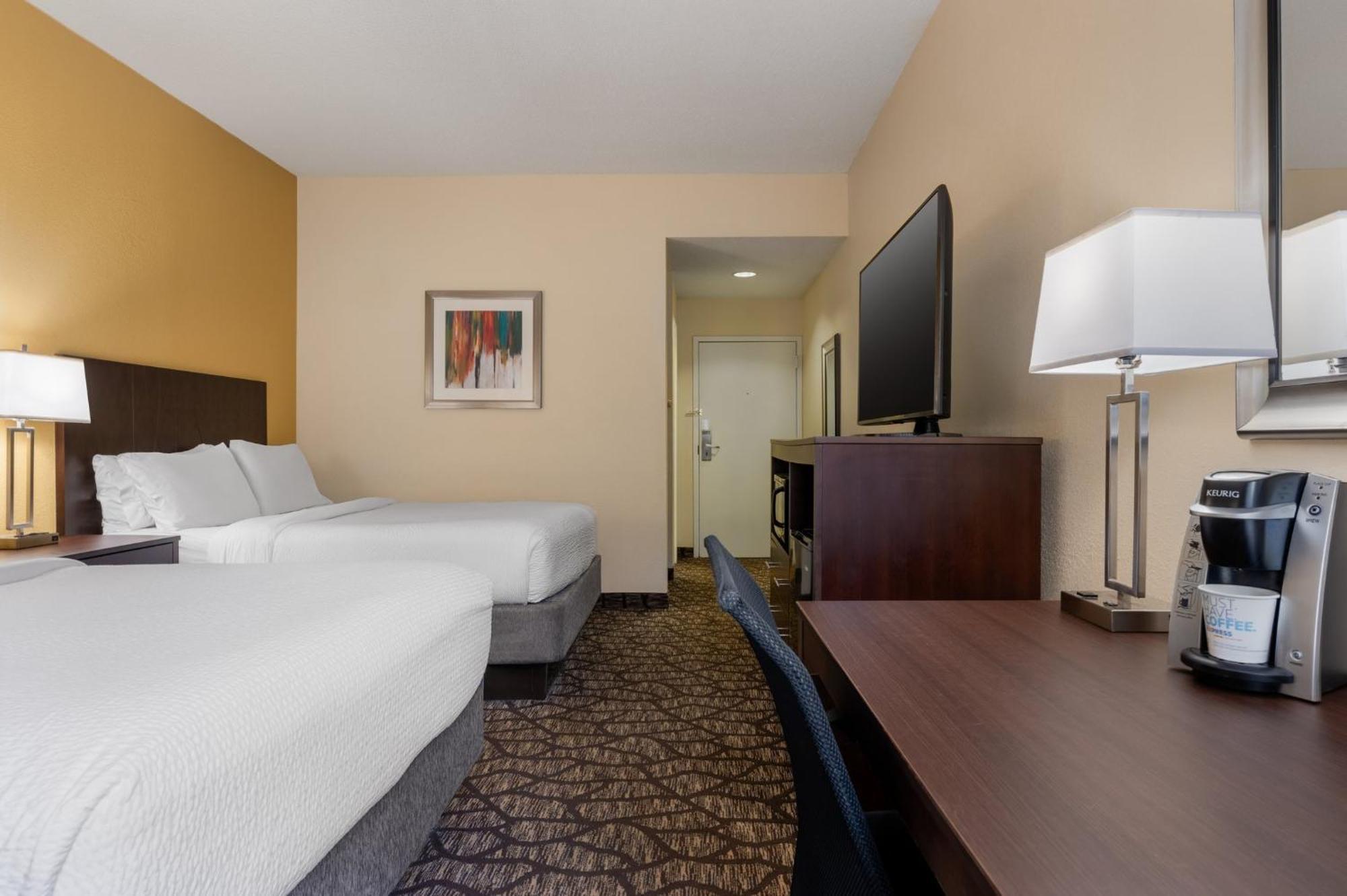 Holiday Inn Express Tallahassee By Ihg Bagian luar foto