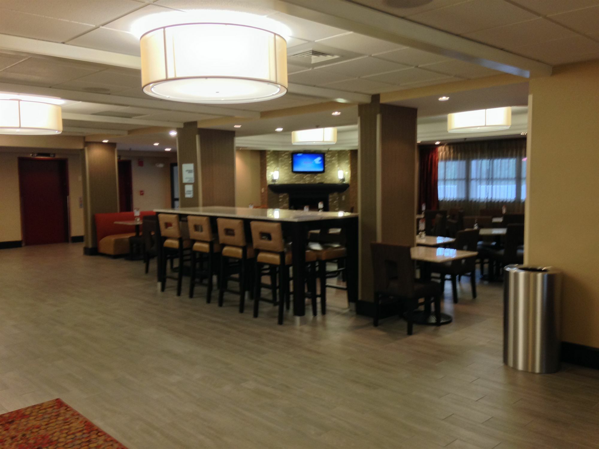Holiday Inn Express Tallahassee By Ihg Bagian luar foto